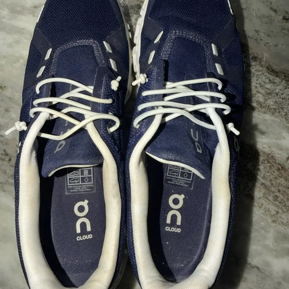 On Cloud 6 Men's - Blue - WORN BARLEY ONCE - Size 8 (SRC)